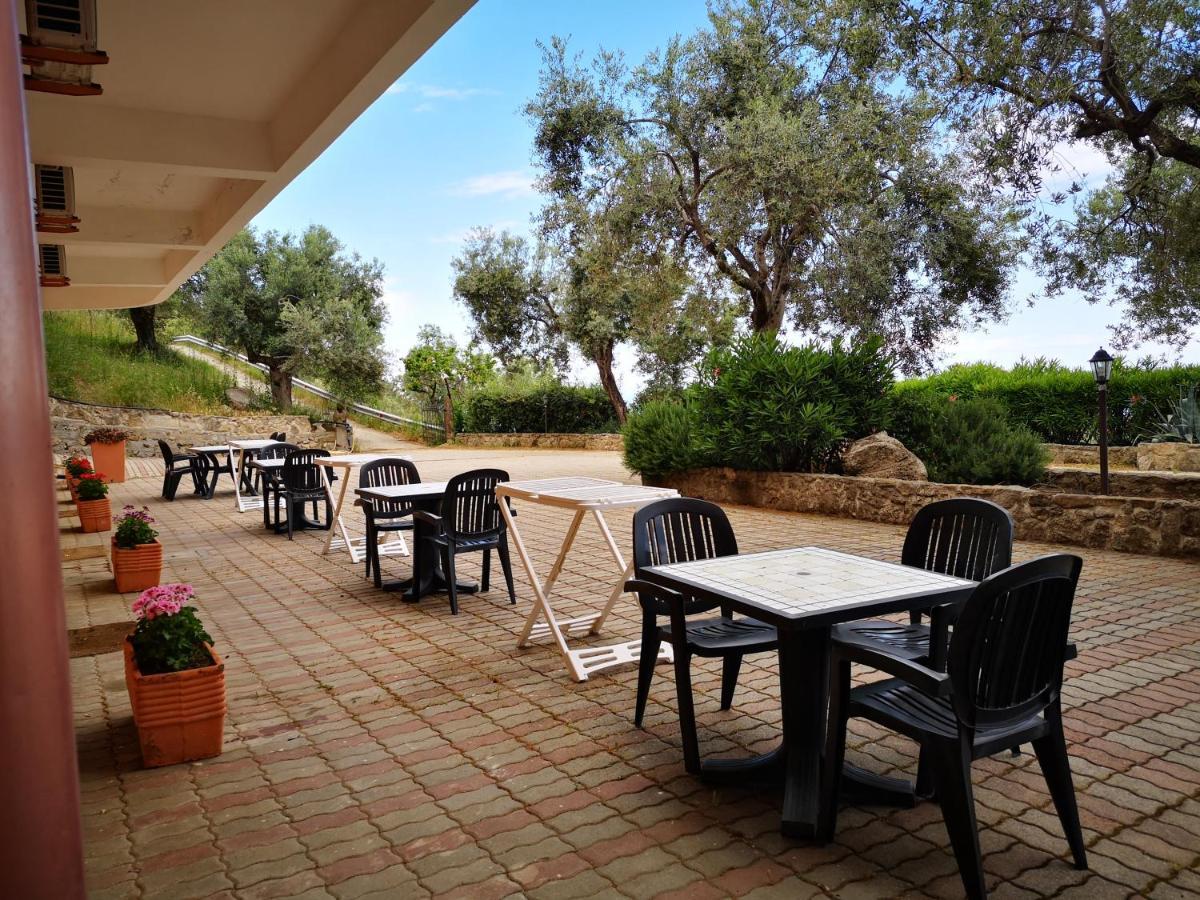 Agriturismo Catena Ciro Luaran gambar