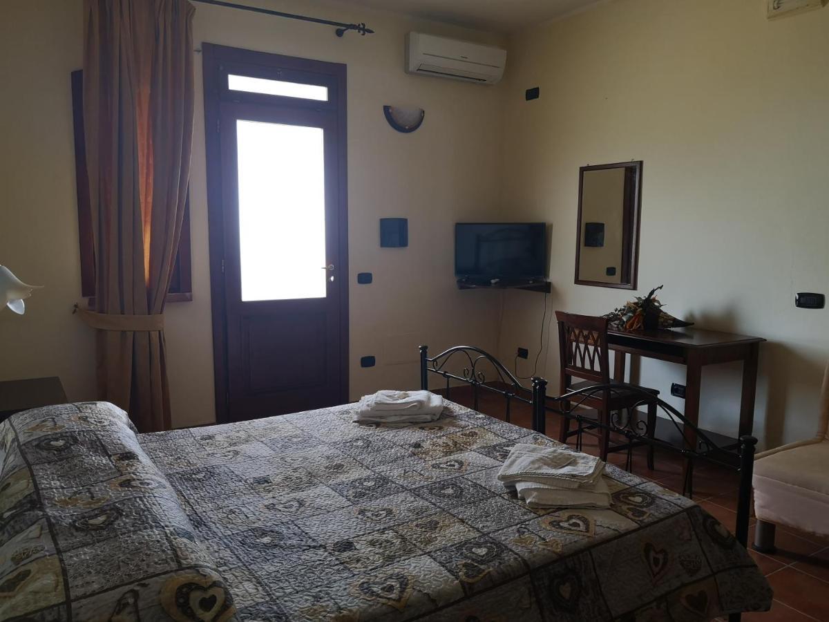 Agriturismo Catena Ciro Luaran gambar