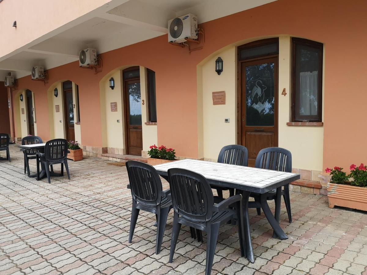 Agriturismo Catena Ciro Luaran gambar